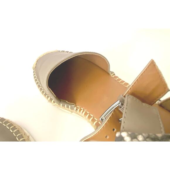 a.n.a Taupe Espadrille Sandals 8.5 But Can Fit 9. - Picture 5 of 7